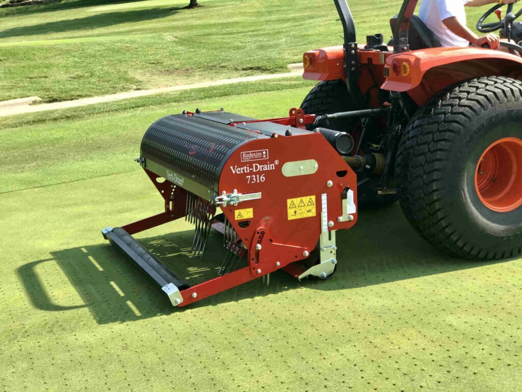 Verti Drain Aerifizier- und Tiefenlockerungsgerät